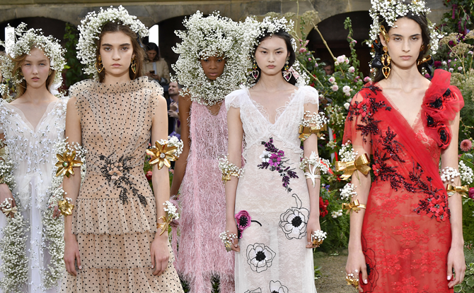 5 Fashion Exhibits Perfect for True Fashion&nbsp;Nerds!