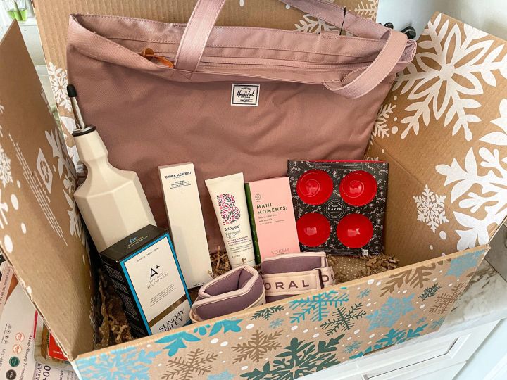 FabFitFun box vs. AllTrue&nbsp;(Causebox)